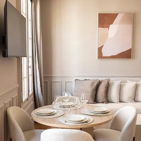 Elegant Air-conditioned With Separate Bedroom * Le Pré-Saint-Gervais